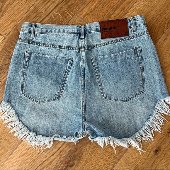 One Teaspoon Outlaws Raw Edge Jean Shorts 32 - Picture 2 of 10
